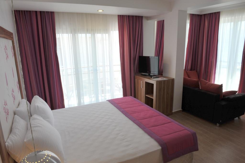 Mert Seaside Hotel (Adults Only) Marmaris Chambre photo